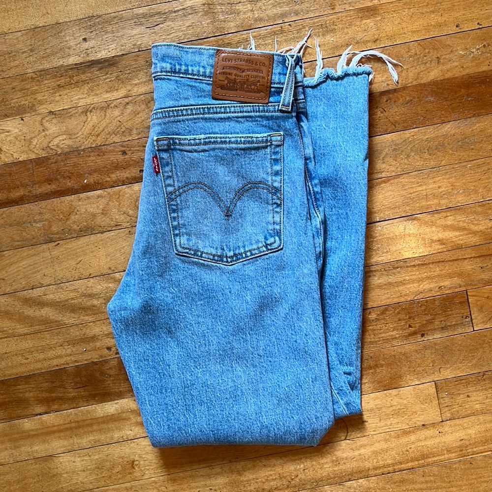 Levi’s Wedgie Straight Jeans - Size 26